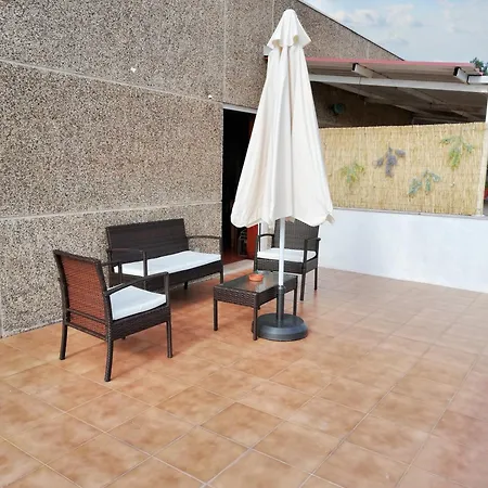 Διαμέρισμα With Mountain View In - 65 Sqm - Terrace