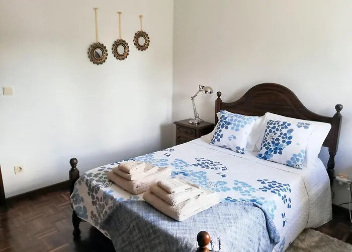 Apartamento With Mountain View In - 65 Sqm - Terrace Eiriz